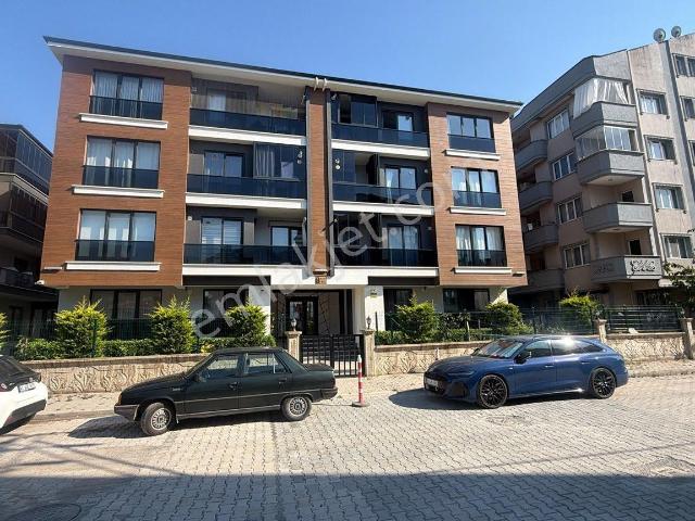 Yalova Çiftlikköy Siteler Mahallesinde Eşyalı Kiralık 2+1 Daire