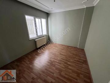 Yalova Merkez Cumhuriyet Caddesin'de Kiralık 2+1 Daire