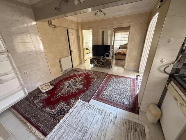 Yalova Merkez Fatih Caddesinde Kiralık Eşyalı 2+1 Arakat Daire