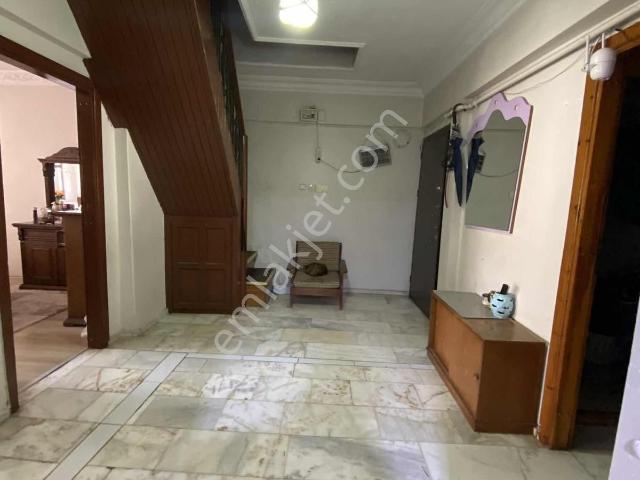 Yalova Merkezde Geniş 5+1 Dubleks Daire