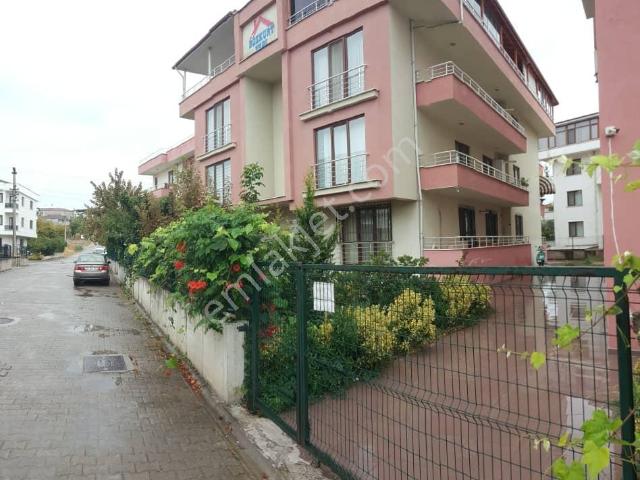 Yalova Merkezde Dere Mallesinde Geniş 3+1 Yuksek Giriş Daire