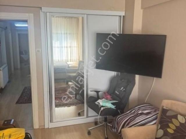 Yalova Merkezde Eşyalı Kiralık 2+1 Daire 100m², Asansörlü