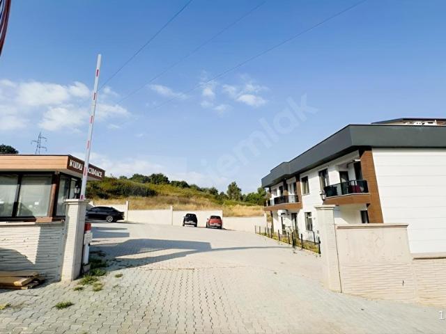 YALOVA MERKEZDE KİRALIK SIFIR BAHÇE KATI 1+1 DAİRE