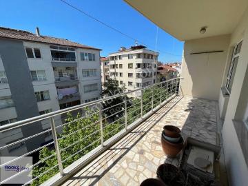 Yalova Merkezde Kiralık 2+1 Daire 98m² Net Kullanım Alanı