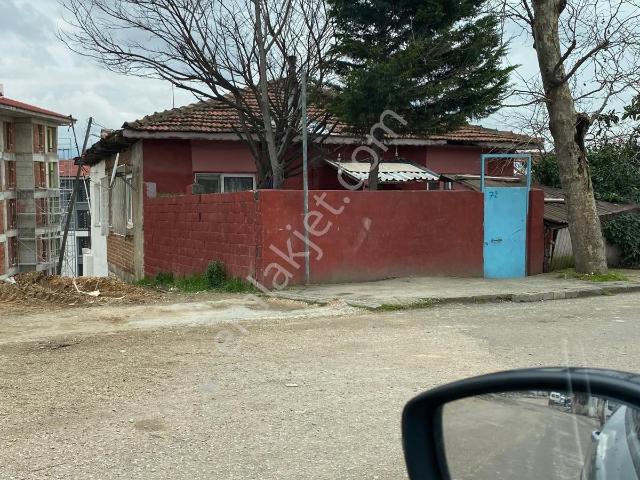 Yalova Merkezi Konumda Yatırımlık Satılık Kargir Ev
