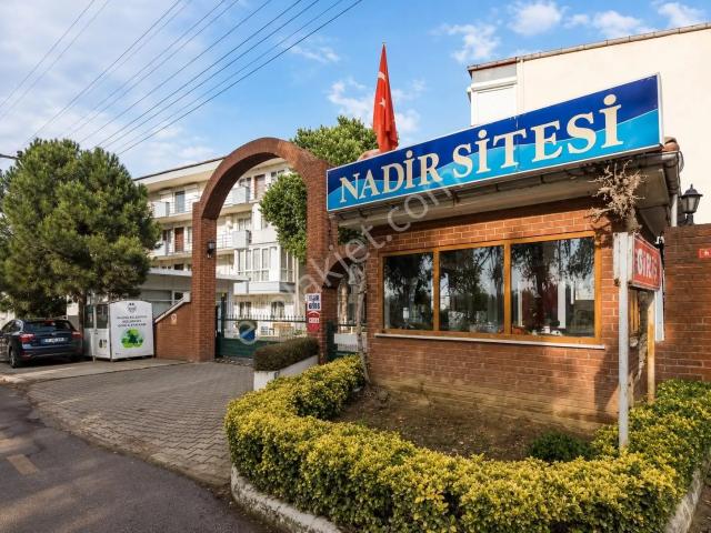 Yalova Nadir Sitesi İçerisinde 2+1 Oturuma Hazır Kiralık Daire