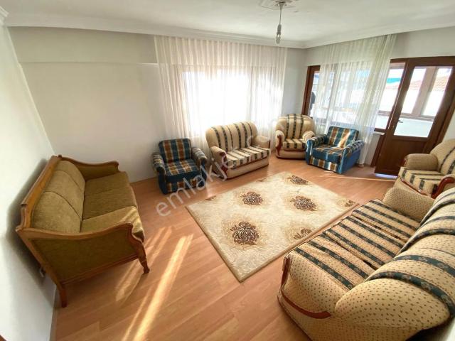 Yalova Çınarcık Karpuzderede Eşyalı Kiralık 3+1 Daire