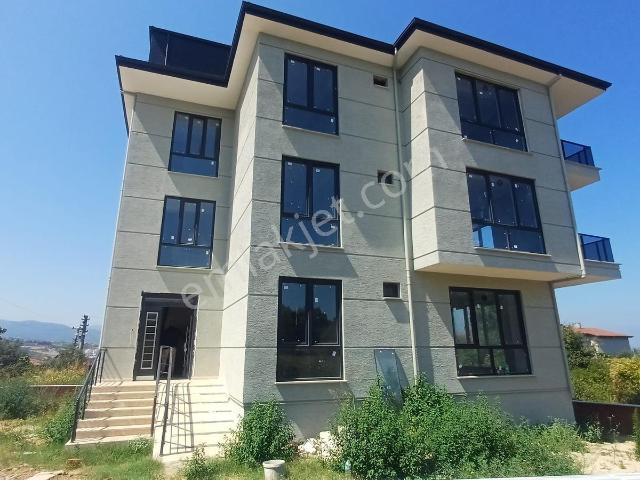 Yalova Çınarcık Koruda Deniz Manzaralı Keyifli 2+1 Satılık Daire
