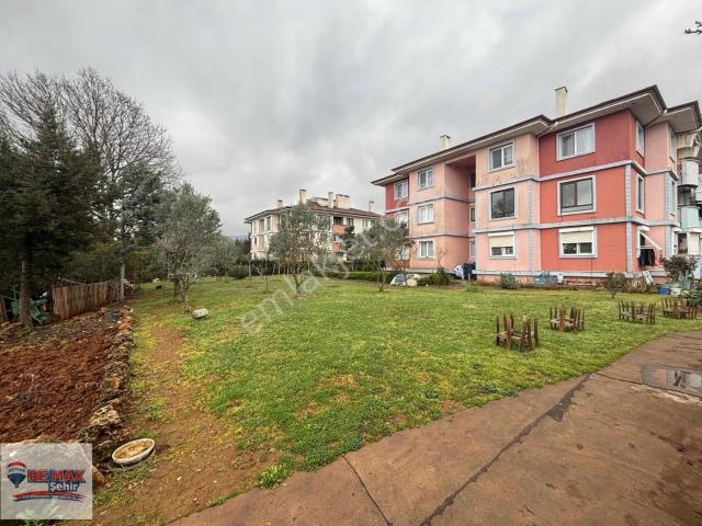 Yalova Paşakent Toki Konutlarında Satılık 3+1 Daire