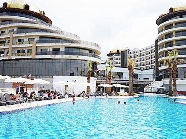 Yalova Termal Palace 6+1 Kişi Yüksek Kırmızı Dönem Tatil Fırsatı