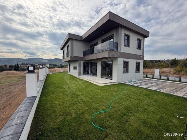 YALOVA'NIN EN ÖZEL VİLLLASI MUHTEŞEM KÖPRÜ ve DENİZ MANZARALI