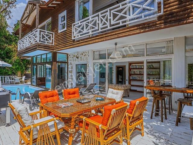 Yapı Kayıtlı Süresiz Turizm Belgeli 2+2 Villa