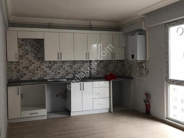 Yapımı Yeni Tamamlanmış Site İçerisinde 1+1 Kiralık Daire