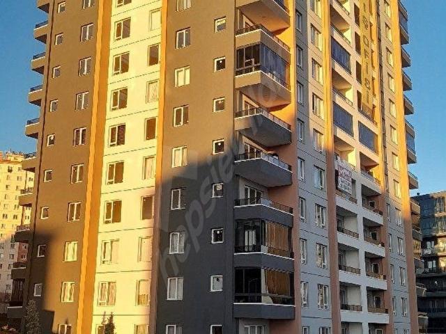 YAPRACIK'TA GÜVENLİKLİ YENİ SITEDE KİRALIK 2+1 DAIRECAMBALKON+ANKASTRE