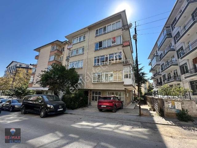 Yaprak Sokakta Mobılyalı 3+1 Kıralık