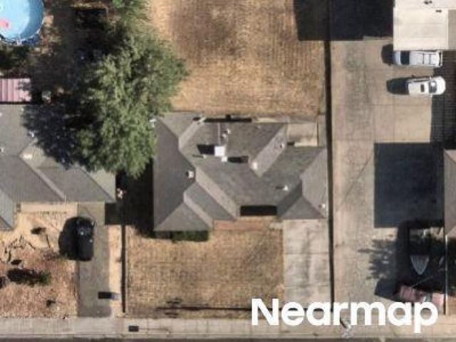 Yard St
