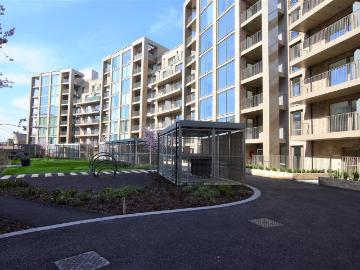 Yardley Court, West Drayton UB7, 2 bed flat to rent, £1,850 pcm | PrimeLocation