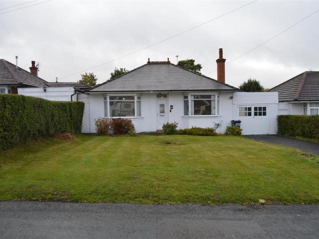 Yardley Fields Road, Birmingham, B33 4 bed detached bungalow to rent £1,795 pcm £414 pw