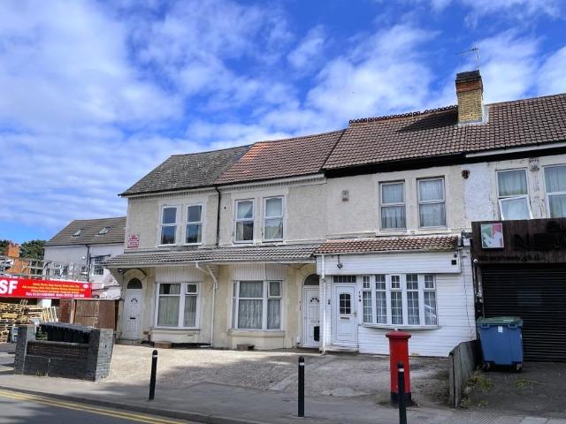 Yardley Road, Acocks Green, B27 6LR 1 bed flat to rent £575 pcm £133 pw
