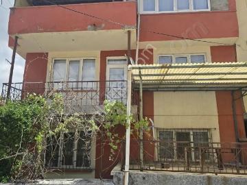 yarenler Mahallesinde Komple Satılık Bina