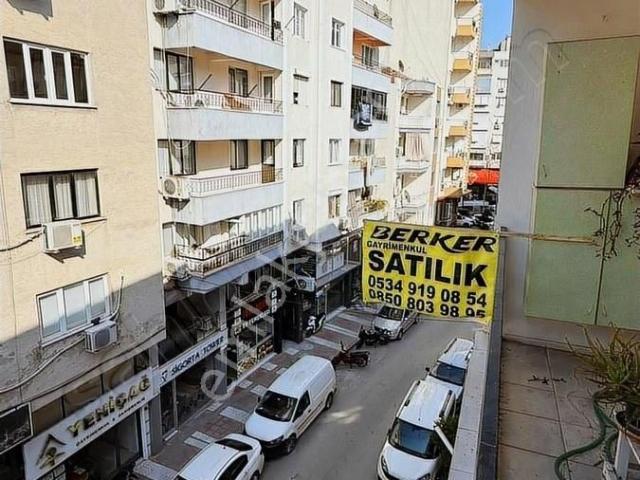 Yarhasanlar Mahallesi 3+1 110m2 Satılık Arakat Daire