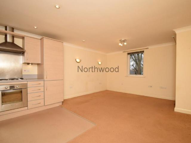 Yarmouth Road, Ipswich, IP1 1 bed flat to rent £850 pcm £196 pw