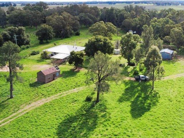 Yarrawonga Productive Grazing Country with Scale, Water & Lifestyle!