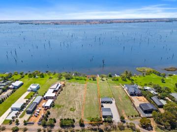 Yarrawonga Waterfront Land