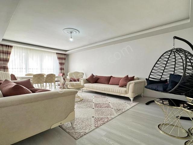 Yasa'dan Karakaya'da Yüksek Giriş 3+1 Full Yapılı Daire !