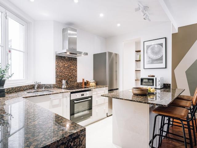 Yasemin 2 rooms at Halles, Paris Amsterdam Apartments for Rent