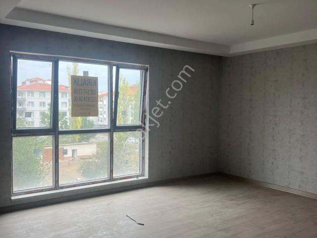 Yassıören Emlak'tan Sıfır Oturuma Hazır 4+1 Kiralık Daire