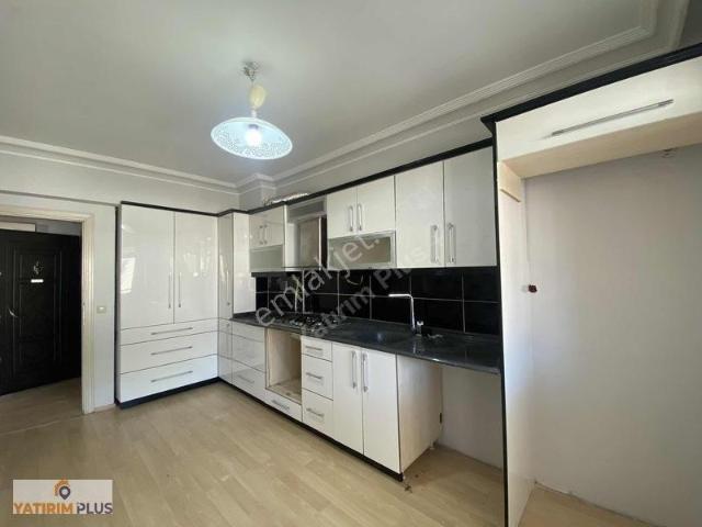 Yatırım Plus'tan Tramvaya Yakın Kiralık 3+1 Daire