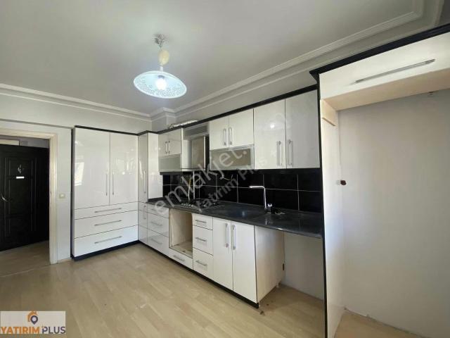 Yatırım Plus'tan Tramvaya Yakın Kiralık 3+1 Daire