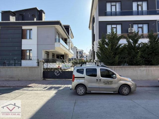 Yatırımcısına Parsana Mah. Stadyum Mevki 2+1 Odalı Satılık Daire