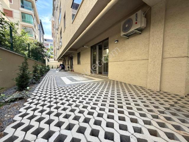 Yatırım'dan İdealtepe Metroya Yakın Geniş Bahçe Kullanımlı 2+1