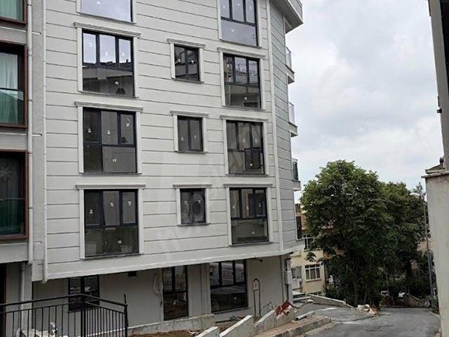 Yatırımlık veya Oturumluk! Gayrettepe'de Modern, Sıfır 1+1 Daire
