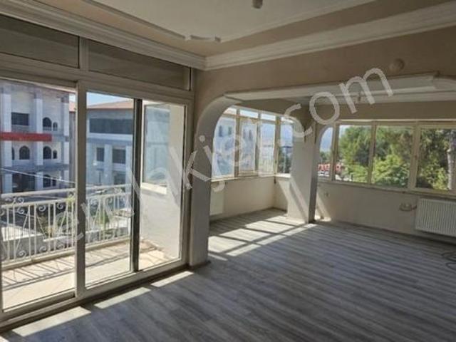 Yatağan Merkezde Doğalgazlı 2+1 Kiralık Daire