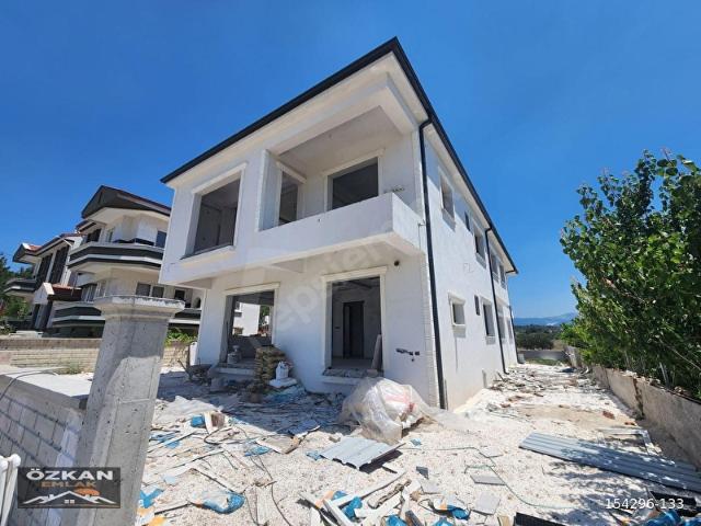 YATAĞAN HACIYAKASINDA BİTİM AŞAMASINDA SATILIK 2+1 DAİRELER