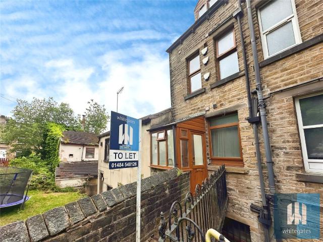 Yates Lane, Milnsbridge, Huddersfield HD3, Studio to rent, £525 pcm | PrimeLocation