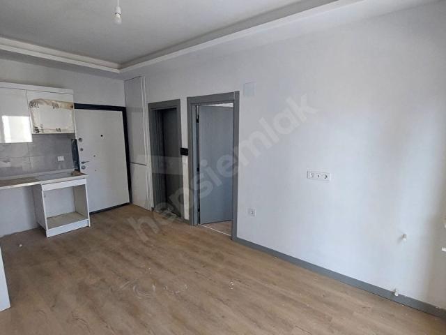 YATIRIM FIRSATI! GÜLTEPE'DE SIFIR GÜNEY CEPHELİ 1+1 SİTE İÇİNDE