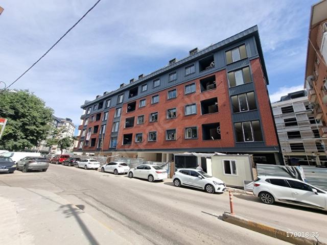 YAVUZ GAYRİMENKUL'DEN SATILIK MERKEZİ KONUMDA 1+1 DAİRE