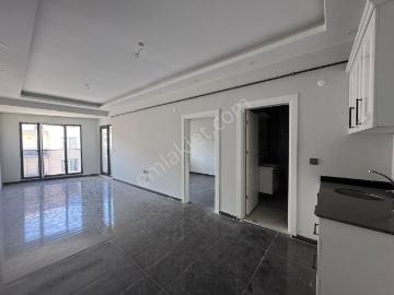 Yavuz Mah.sinde Pazar Sokağı Üstü Yola Sıfır 1+1 Daire Ofis Büro