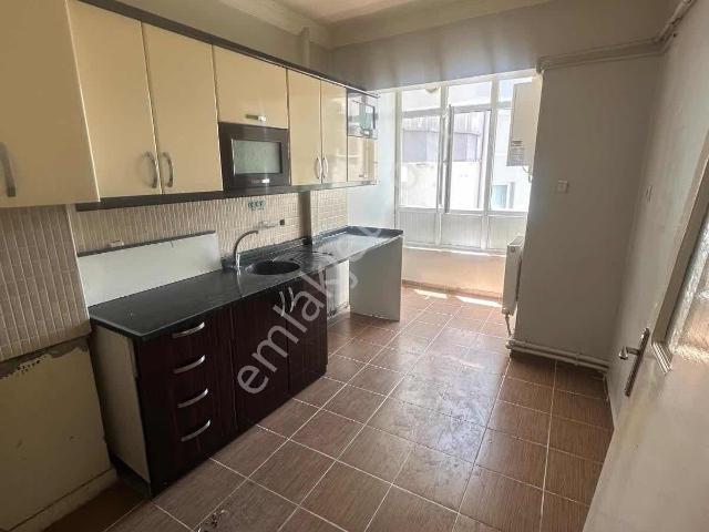 Yavuz Selim Mah. İçi Boş Kiralık 2+1 125m2 Daire