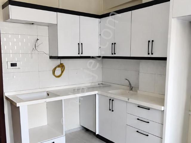 Yaya Mahallesi 1+1 Ev Sahibinden