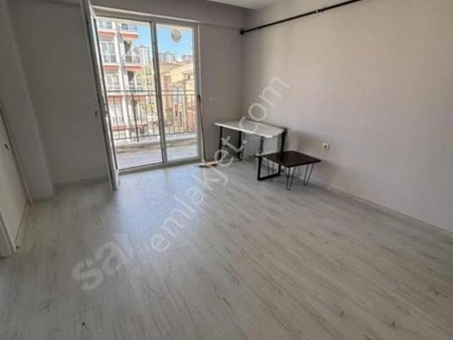 Yayla Taksi Civarı Kiralık 1+1 Kısmi Eşyalı Daire