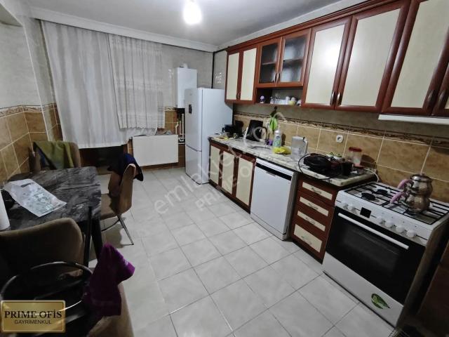 Yayla Mah.cuma Pazarı Yakını, İçi Yapılı Kiralık 3+1 Geniş Daire