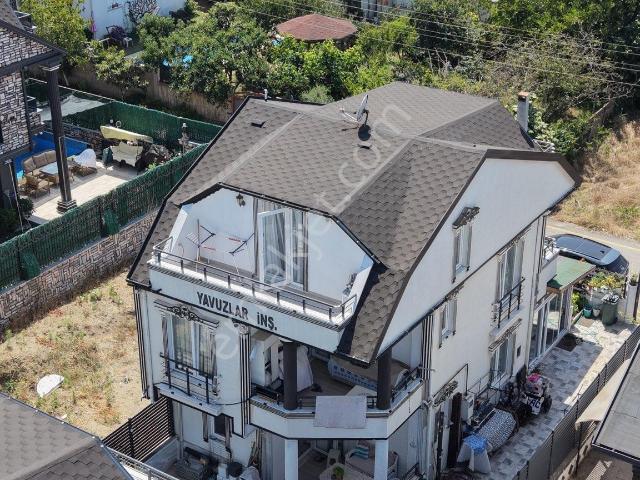Yayla Mah. Denize 5 Parsel | Havuzlu | Full Eşyalı Müstakil Villa