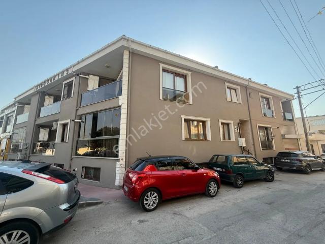 Yaylacık Mahallesinde Eşyalı Kiralık 1+1 Daire