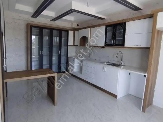 Yaylapınarda Kaş Caddesine Çok Yakın Ultra Lüks Süper Villa