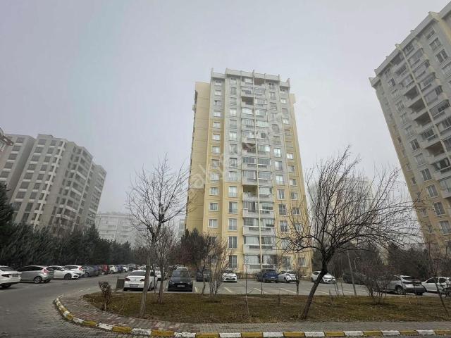 Yazır Mahallesinde Defne Sitesinde 3+1 Arakat Satılık Daire